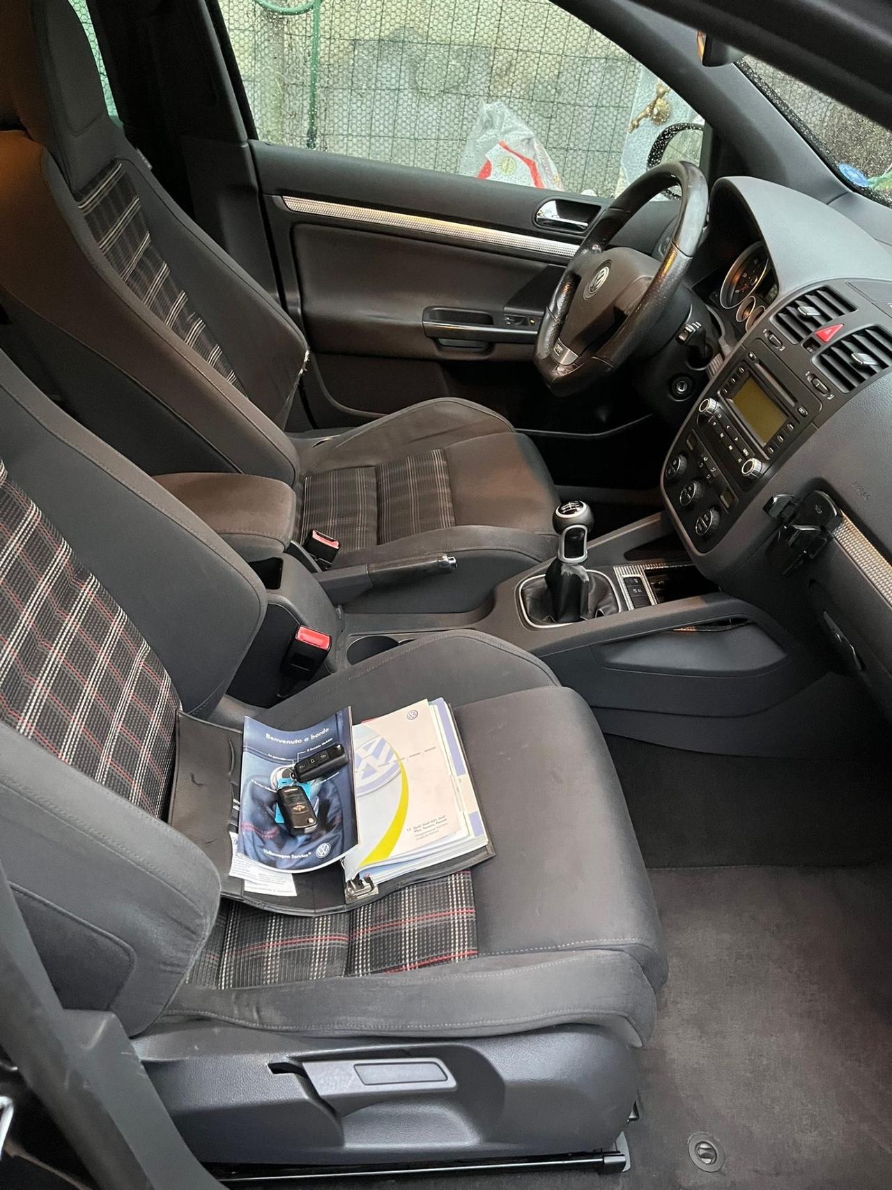 VW GOLF GTI 2.0 16V TFSI 200cv 5porte pronto uso