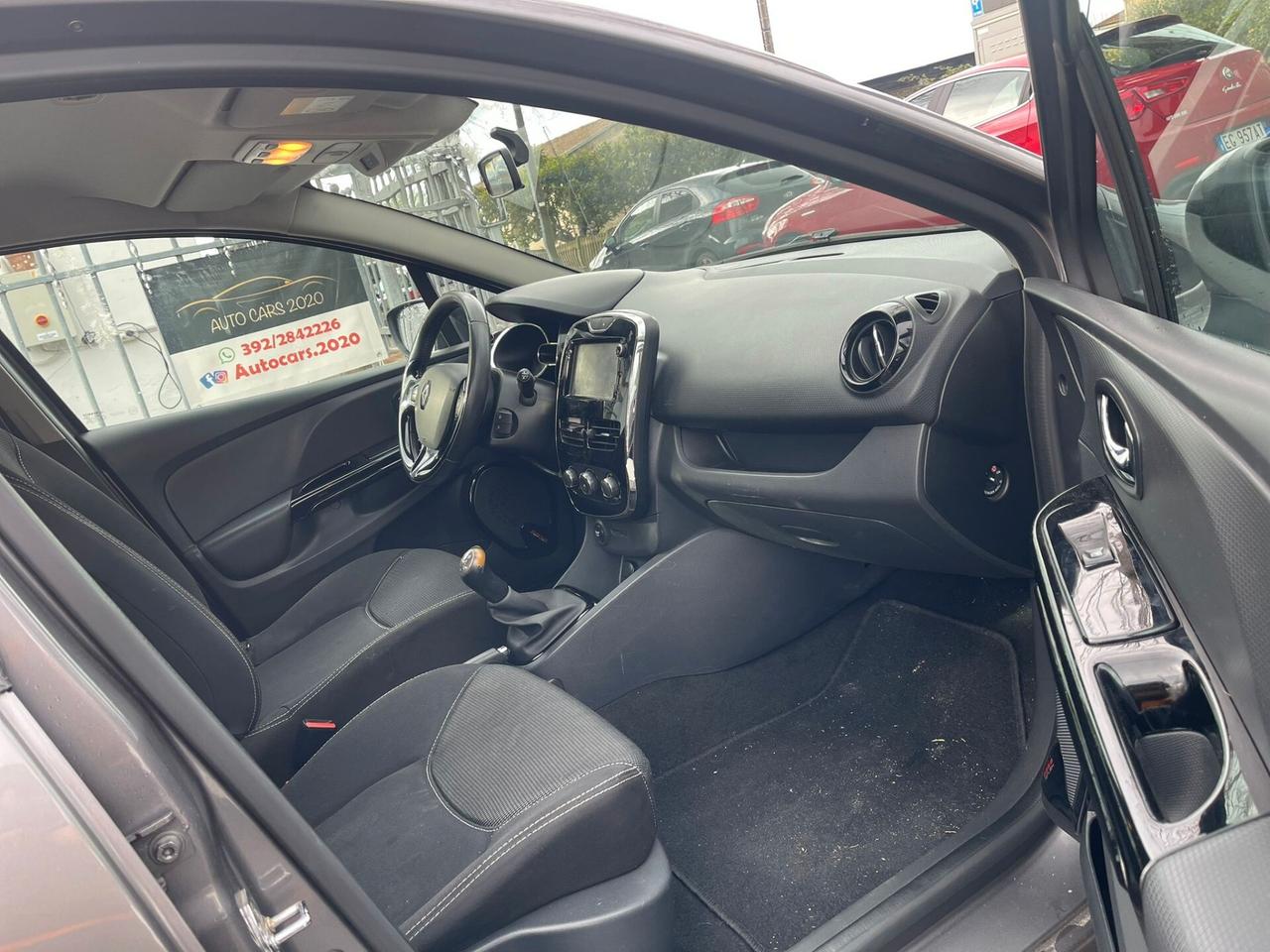 Renault Clio 1.2 75CV 5 porte Costume National