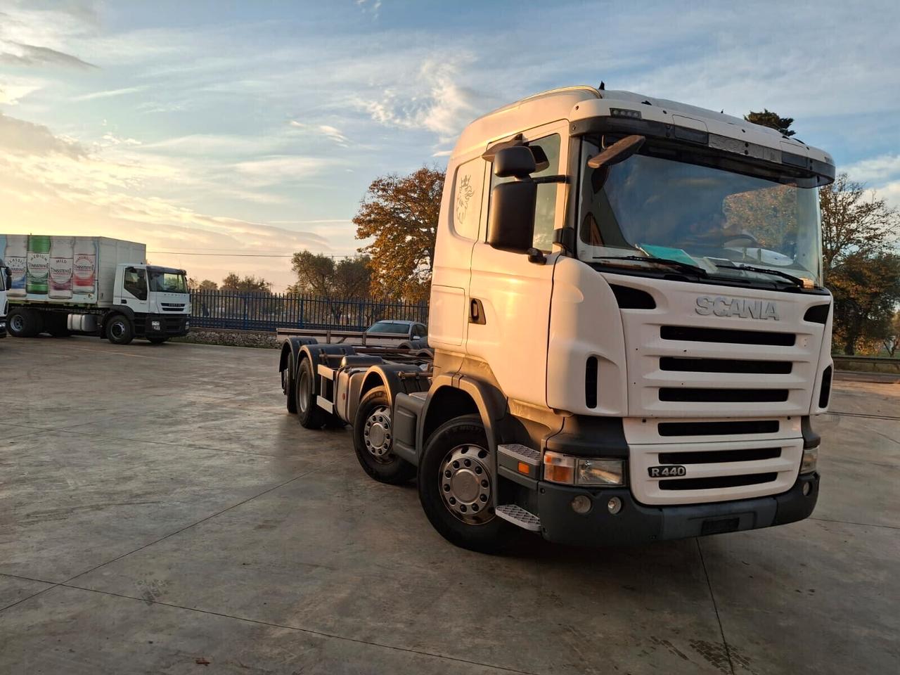 SCANIA R 440 4 ASSI EURO 5 A TELAIO CAMBIO MANUALE