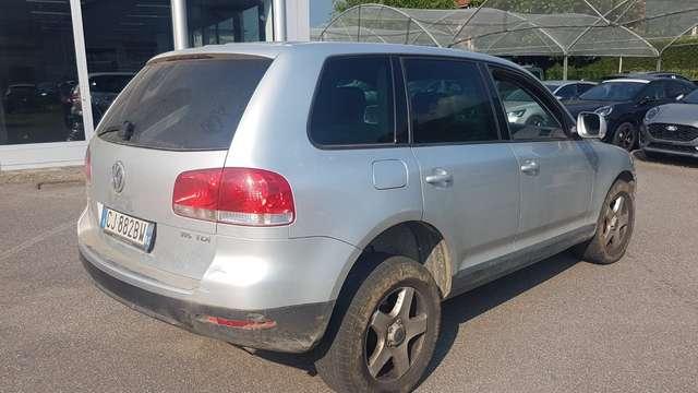 Volkswagen Touareg 2.5 tdi R5 tiptronic