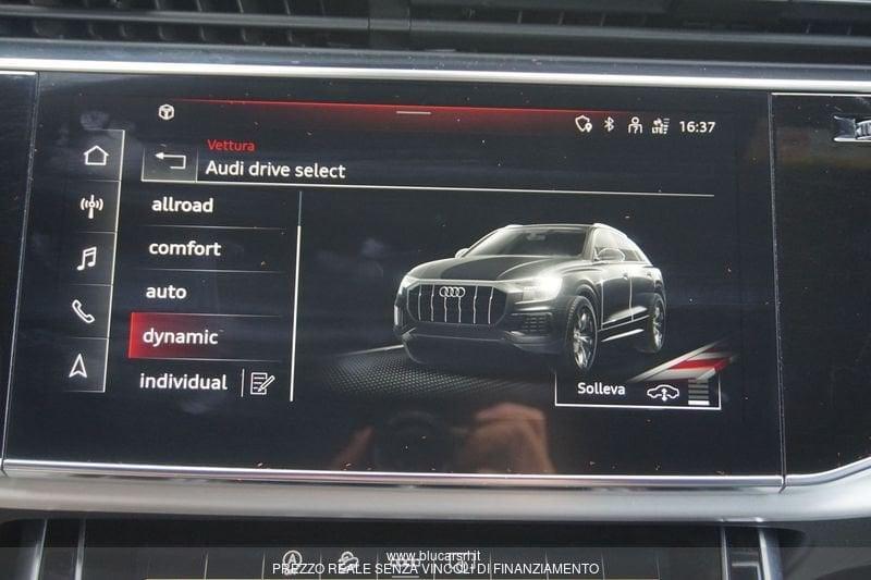 Audi Q8 45 TDI quattro tiptronic Sport