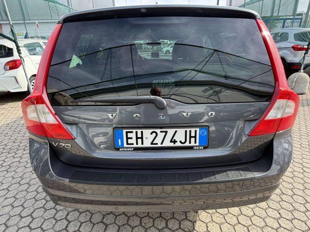 VOLVO V70 V70 III 2.0 d3 Summum geartronic E5
