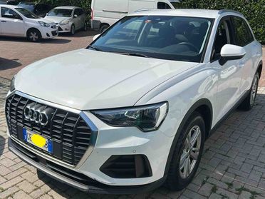 Audi Q3 35 TDI S.t. a.f.f.a.r.r.o.n.e... 2.0.2.2.