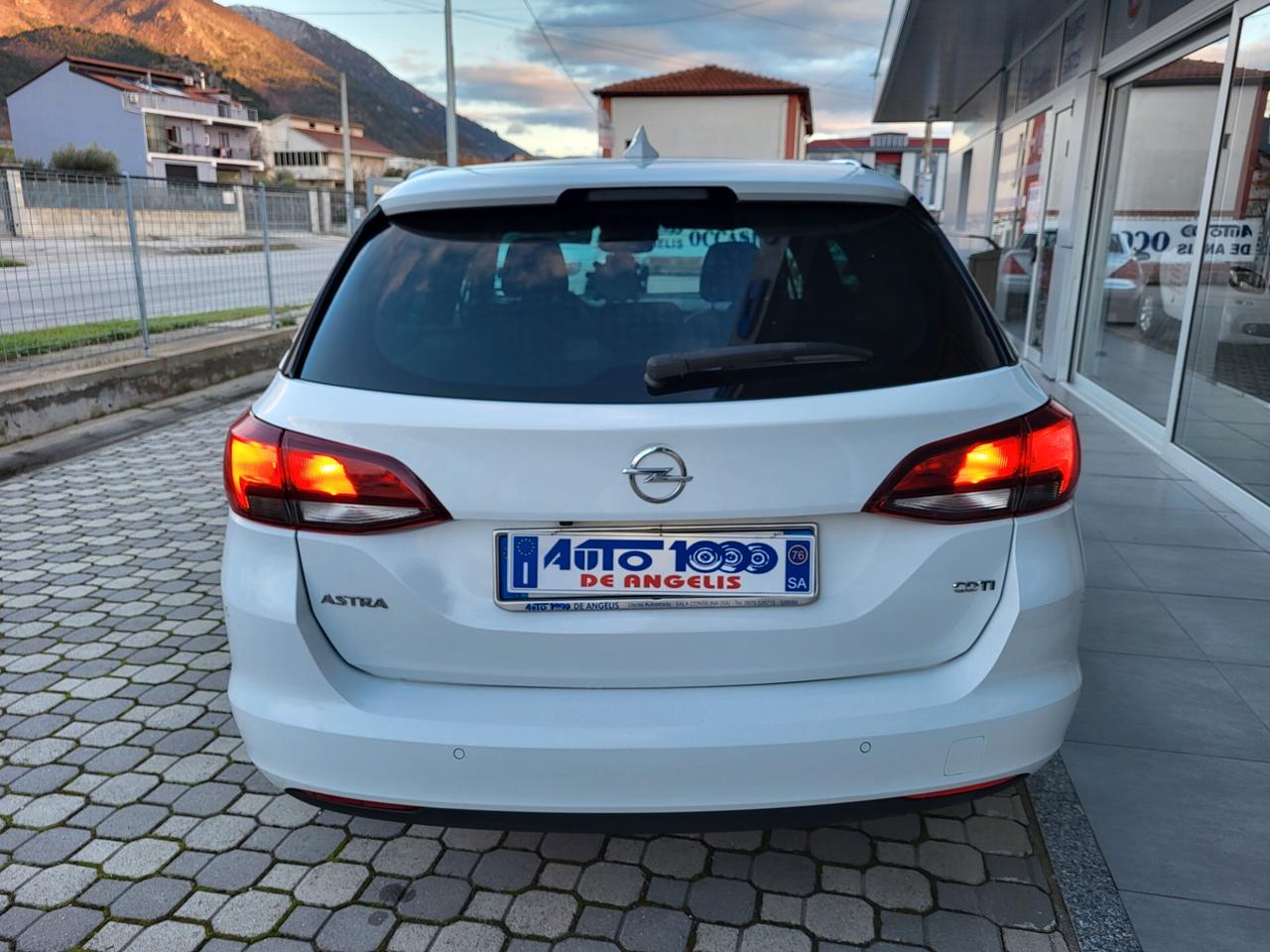 Opel Astra 1.6 CDTi 110 CV Sports Tourer *** INNOVATION *** FULL FULL OPTIONALS