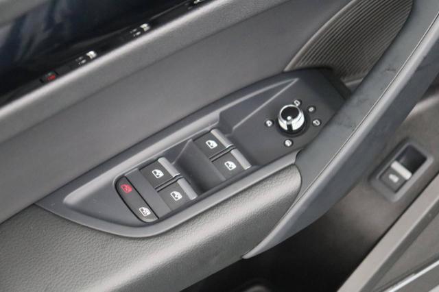 Audi Q5 40 2.0 tdi mhev 12V S line quattro s-tronic N1