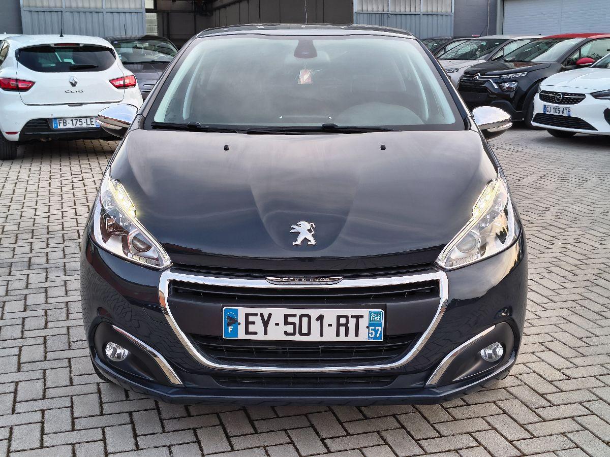 PEUGEOT - 208 - PureTech 82 5p. Allure