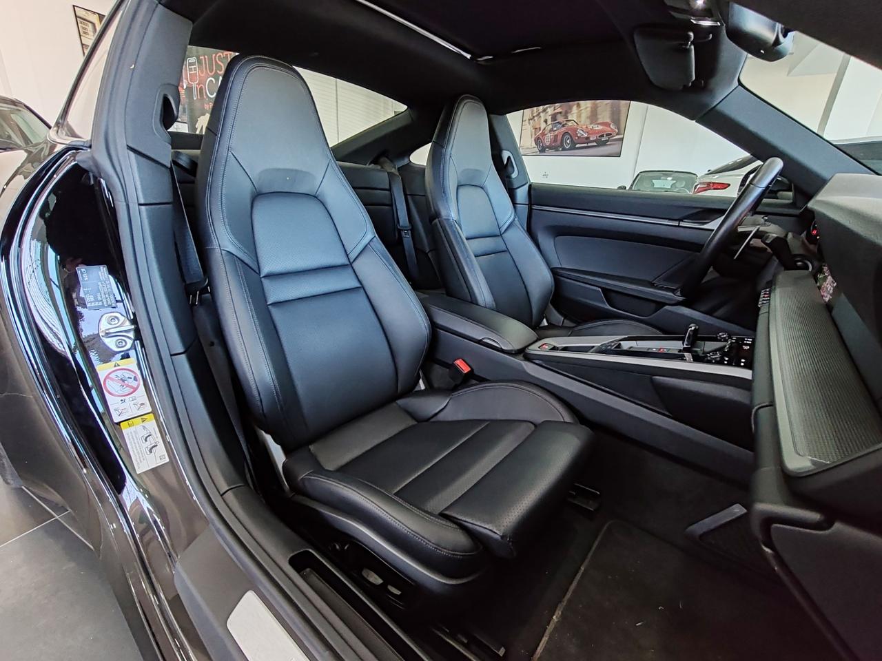 Porsche 911 Carrera 385cv 09/2023