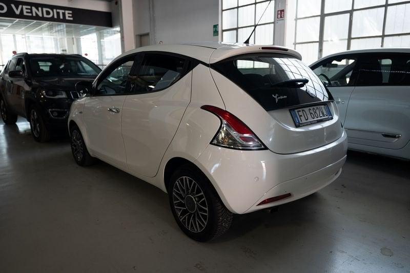 Lancia Ypsilon III 2015 1.2 Gold 69cv my16