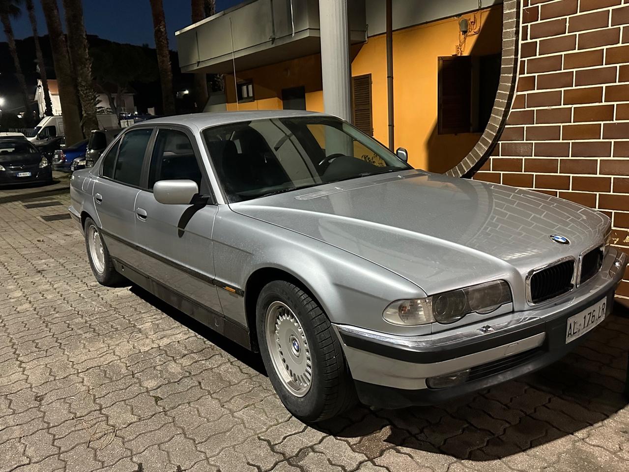 Bmw serie 7 728i 1996 automatica