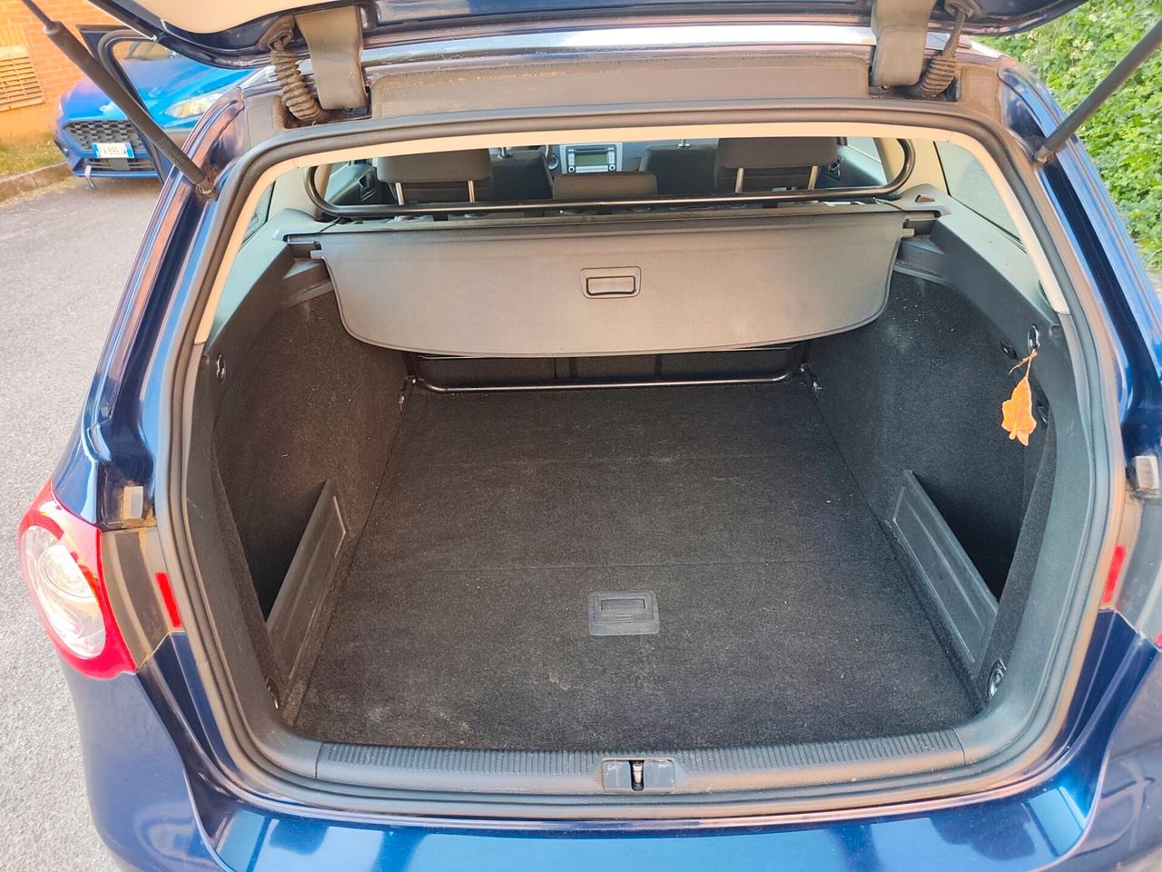 Volkswagen Passat 1.9 TDI/105 CV AUTOCARRO