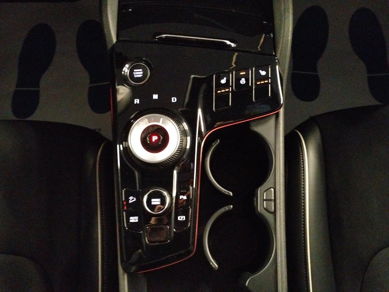 Kia Sportage 1.6 TGDi HEV AWD AT GT-line