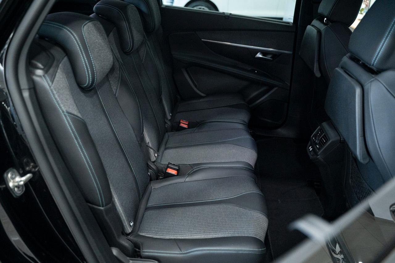 Peugeot 5008 1.5 BLUEHDI ALLURE PACK EAT8 7 POSTI S&S 131CV AUTO VIRTUAL FULL OPTIONAL