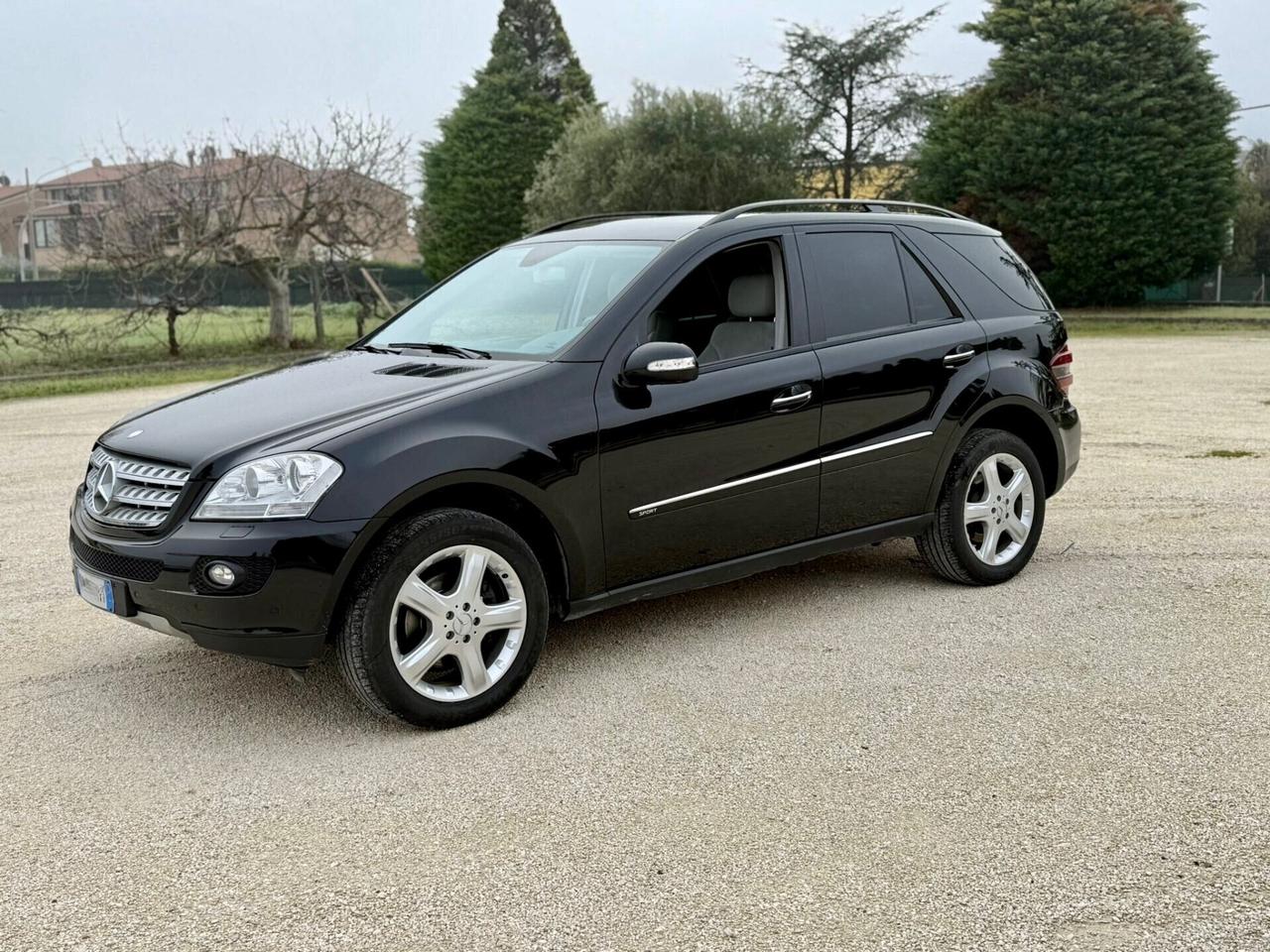 Mercedes ML 320 CDi Sport PERFETTO 135 milaKM