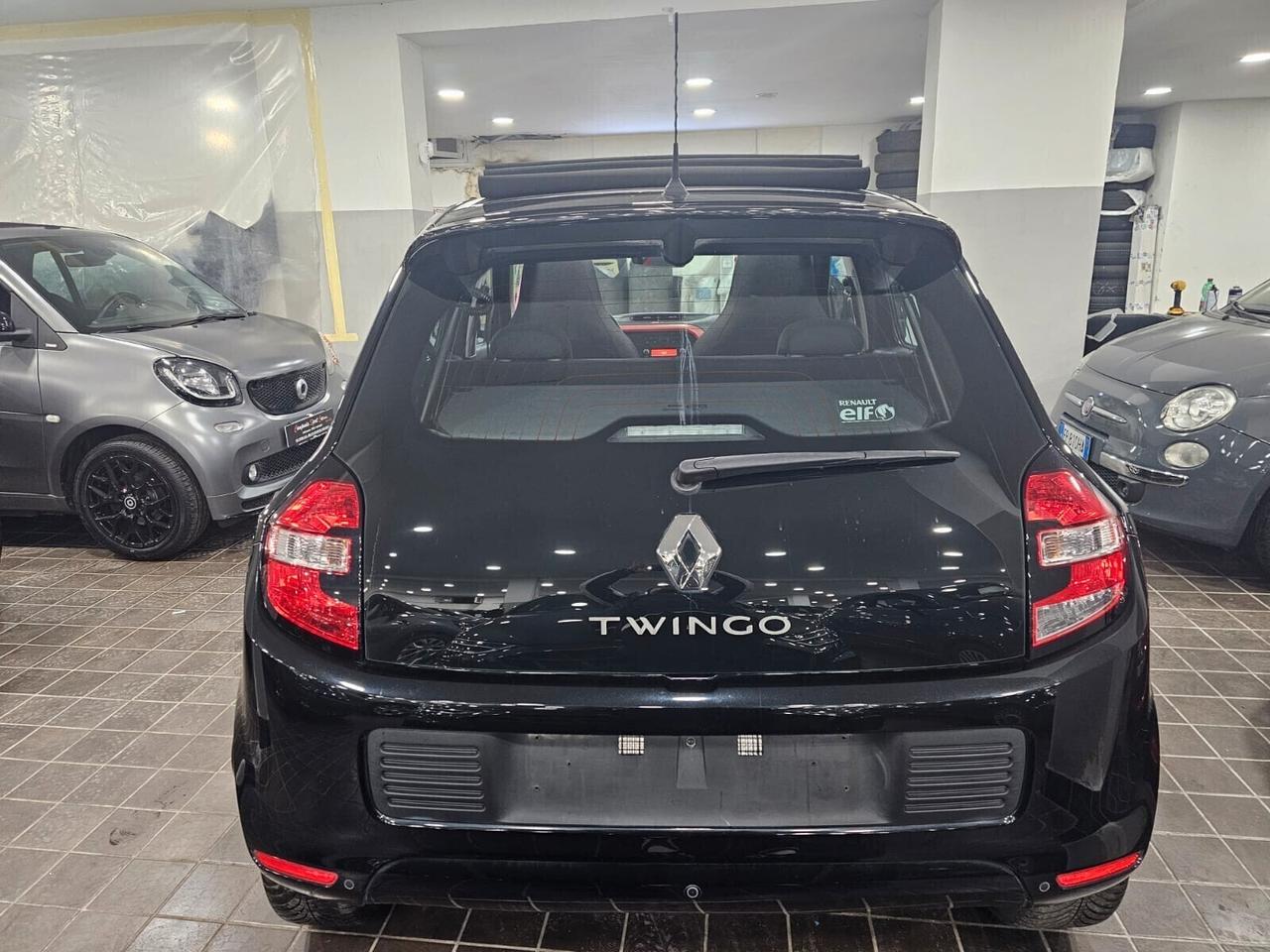 NUOVA RENAULT TWINGO ENERGY INTENS SCe 1.0 BENZ 65CV. GARANZIA UFFICIALE RENAULT. AUTO COME NUOVA.