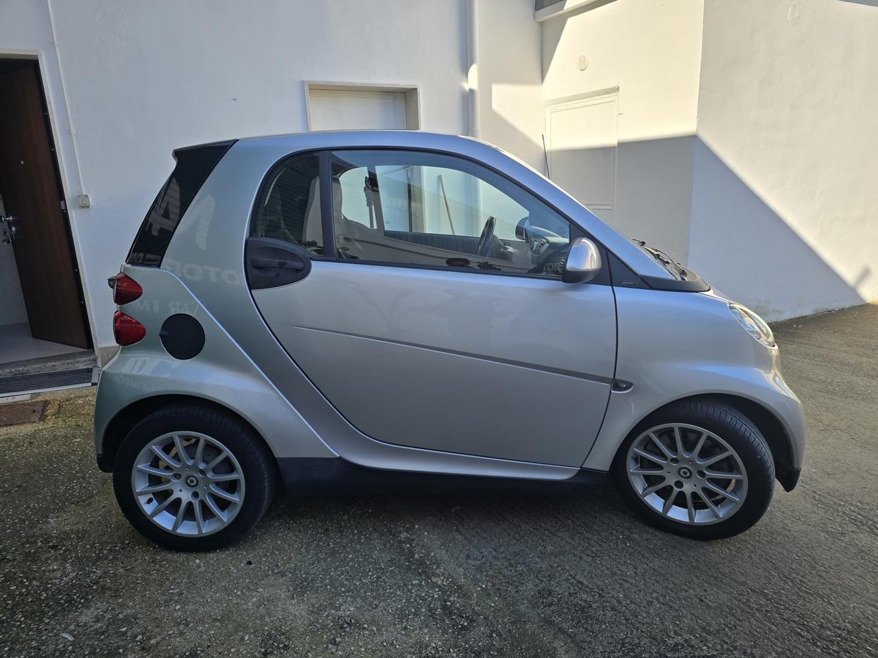 Smart ForTwo 1000 52 kW coupé passion