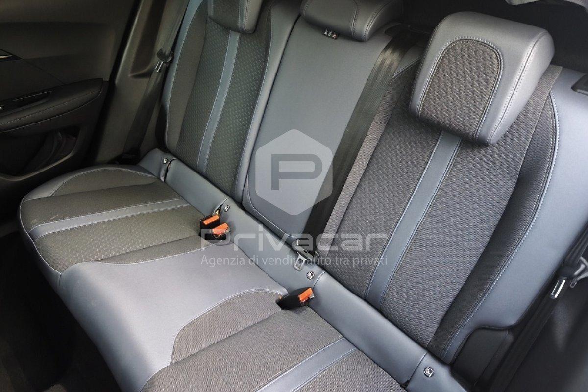 PEUGEOT 2008 BlueHDi 100 S&S Allure Navi Pack