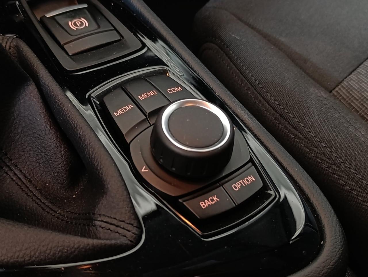 BMW 216 i Active Tourer Advantage