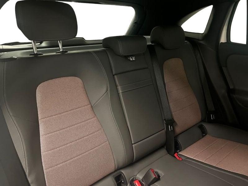 Mercedes-Benz EQA 300 4Matic Electric Art Advanced Plus