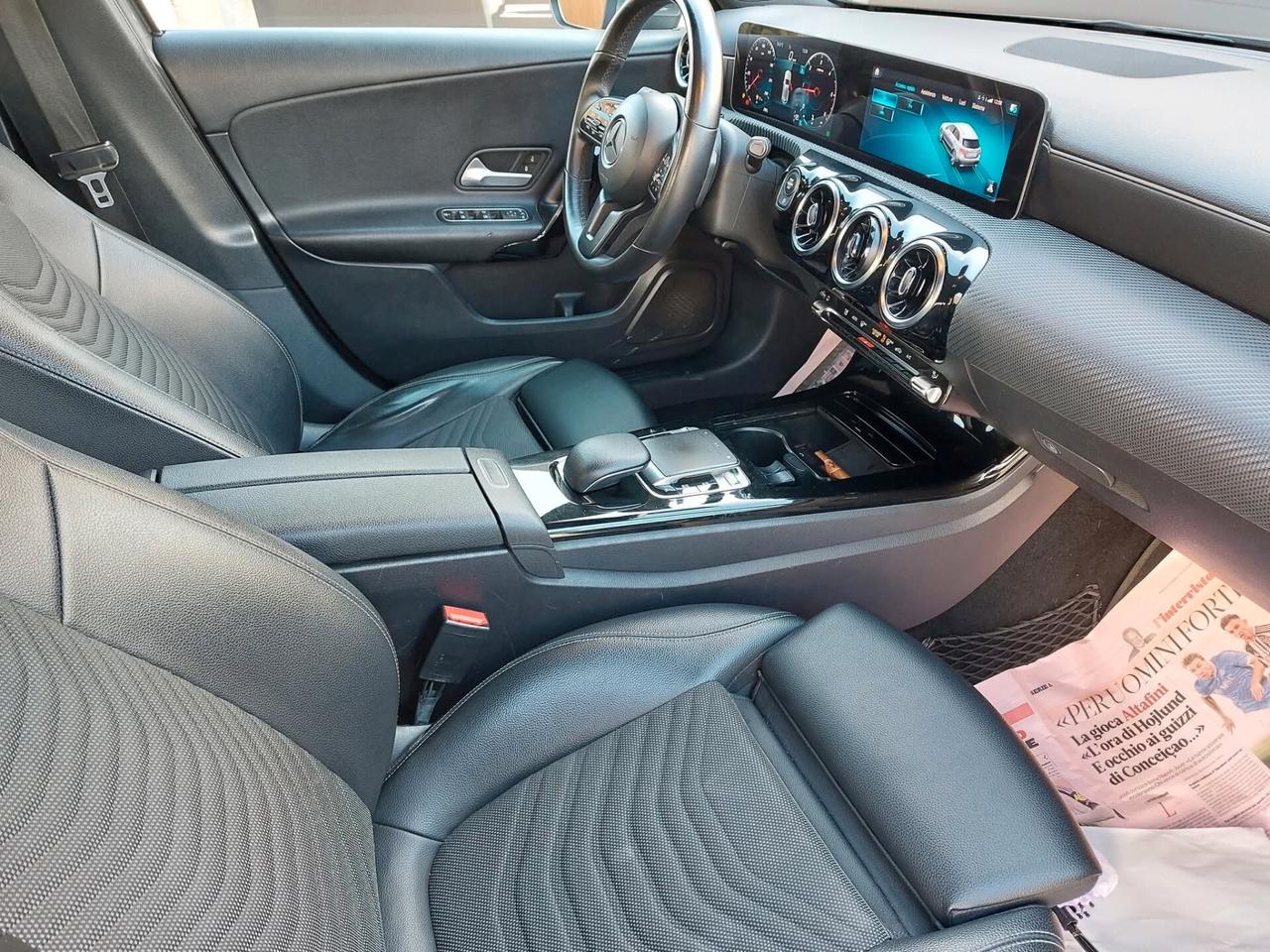 Mercedes-benz A 180 d Sport pelle,led