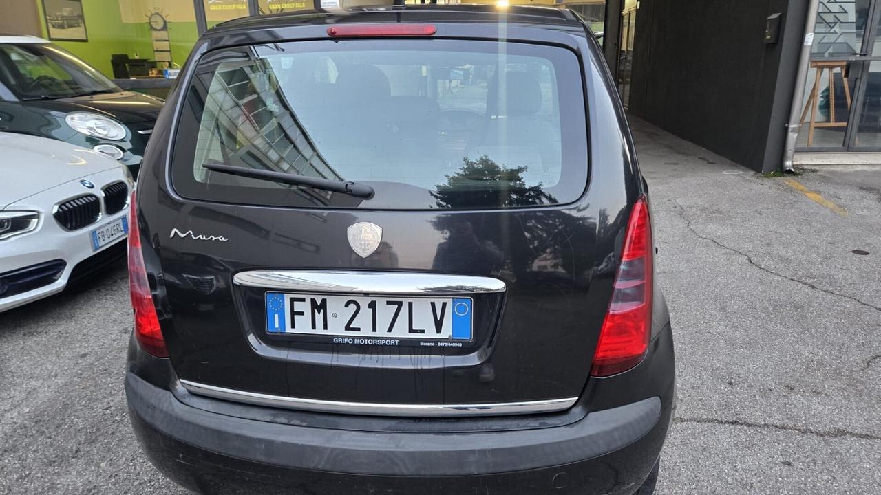 Lancia MUSA 1.4 16V Platino