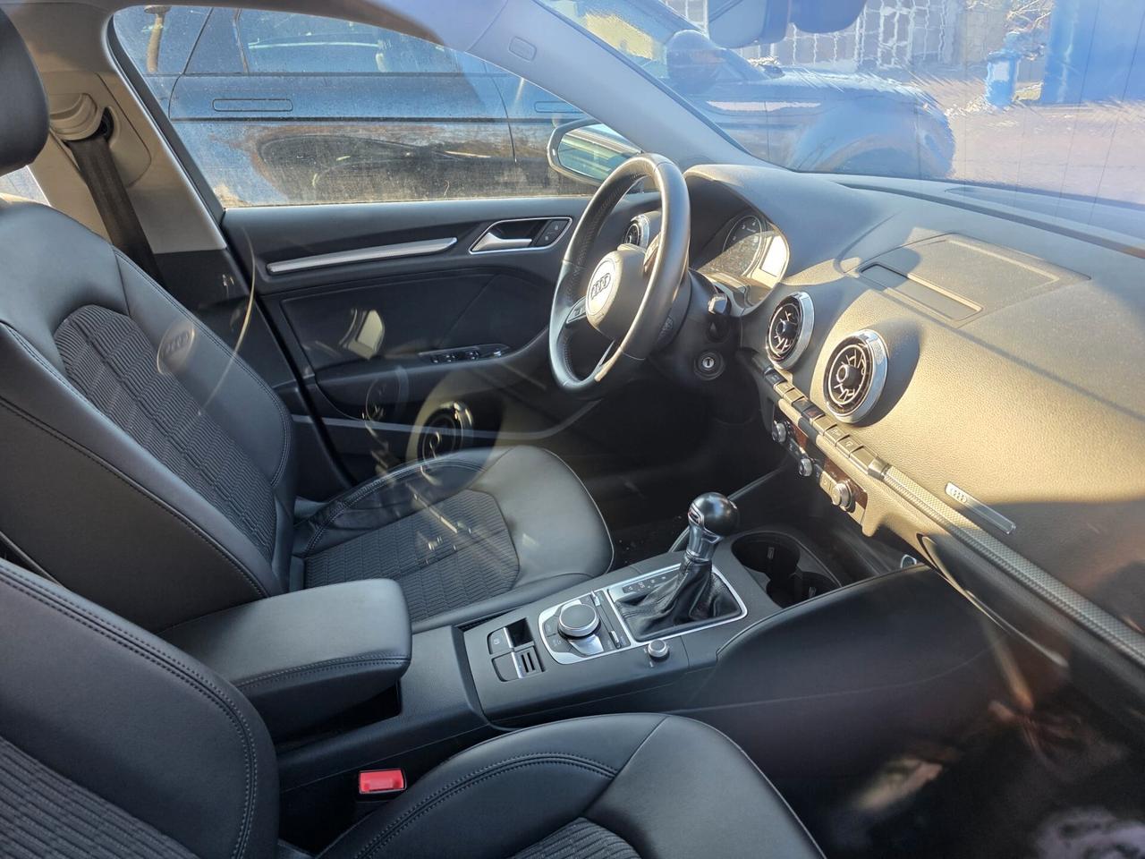 Audi Q3 2.0 TDI 4x4 perfetta e garantito 12 mesi