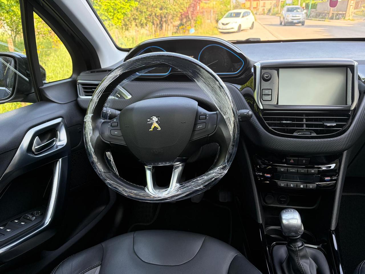 Peugeot 2008 1.6 BlueHDi 120cv S&S tetto Allure