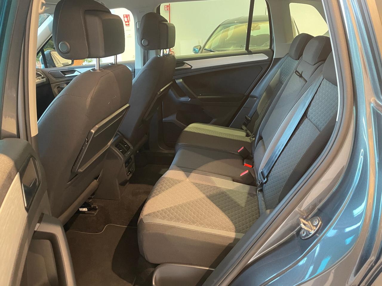 Volkswagen Tiguan 2.0 TDI SCR DSG 4MOTION Sport BMT