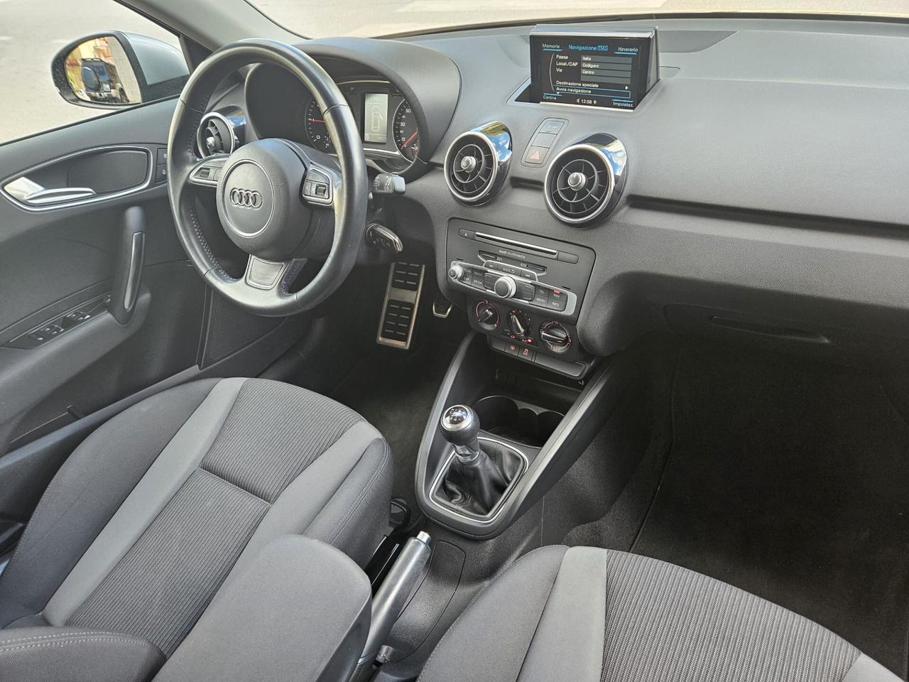 Audi A1 5porte Bicolor SPB 1.6 TDI 115cv FULL