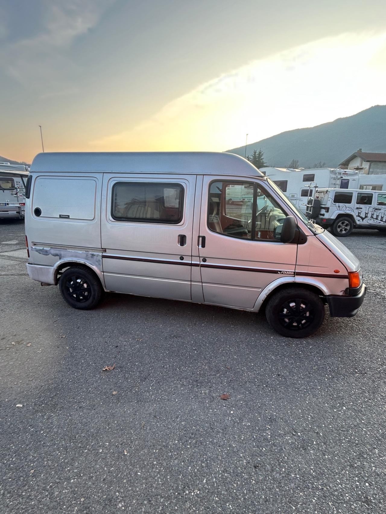 237 solari a camper puro del 2000 in saldo