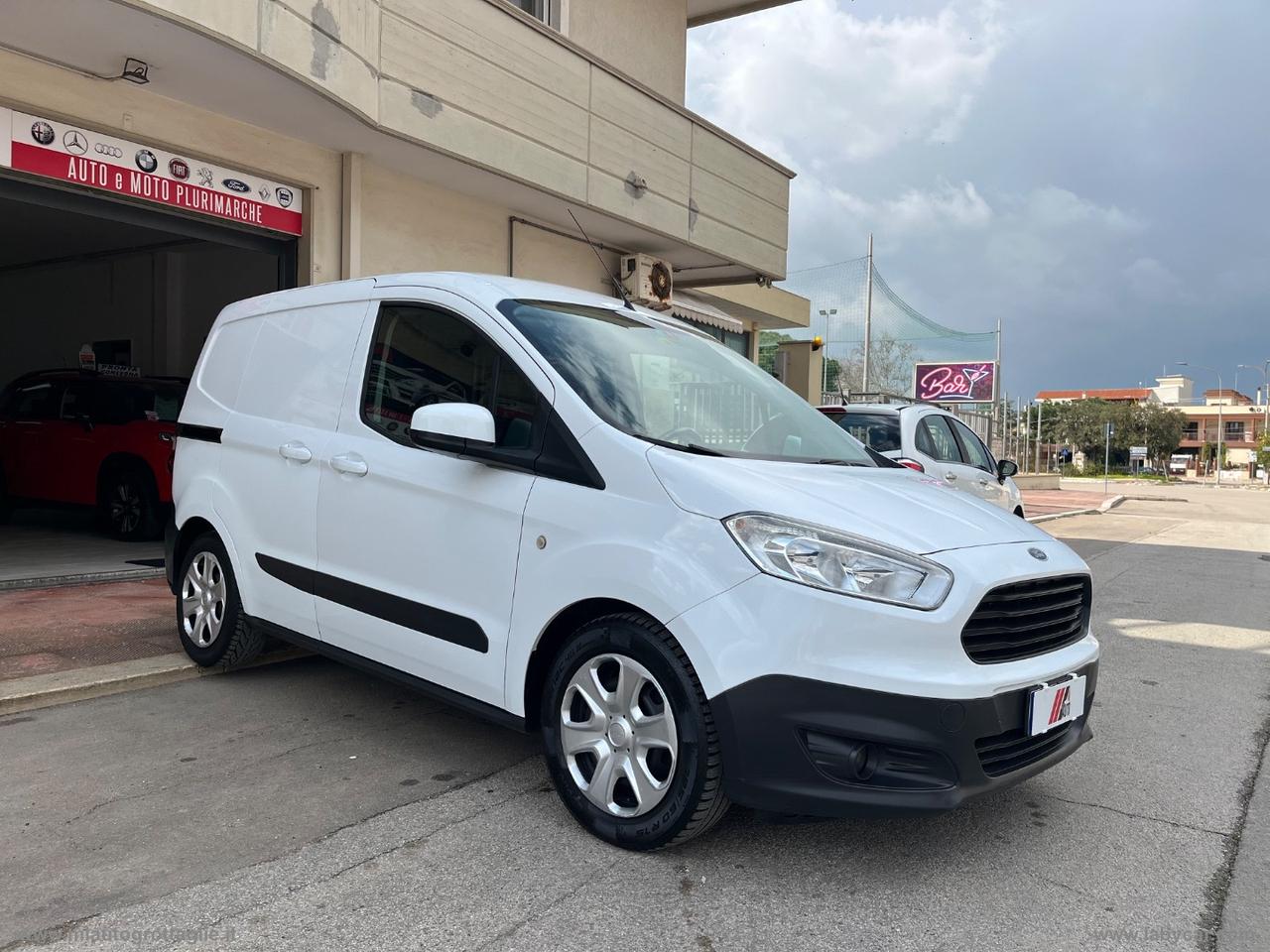 Transit Courier 1.5 TDCi 75CV Van Trend