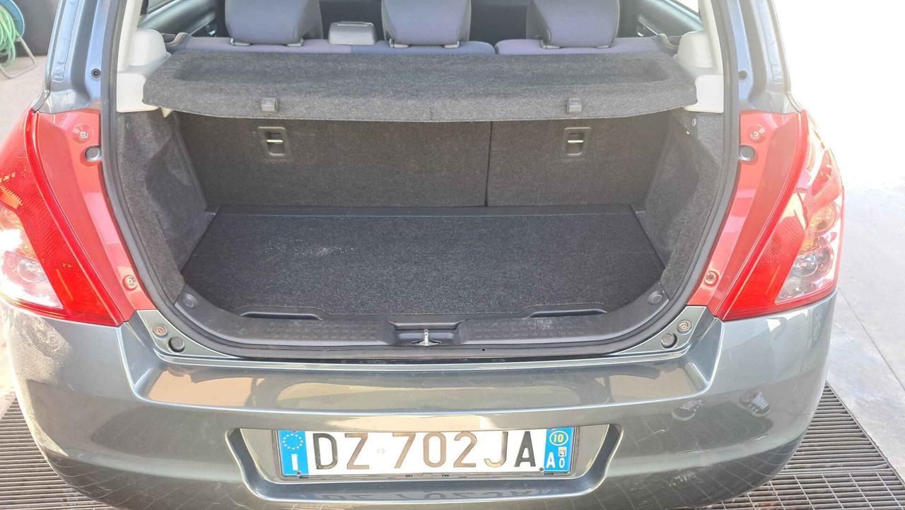 Suzuki Swift 1.3 4x4 5p. GL