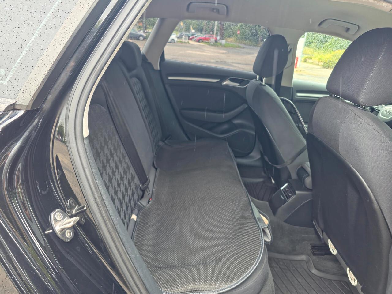 Audi A3 1.6 TDI clean diesel Ambiente CV-100 2015-E6 Manuale NEO