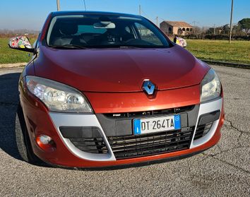 Renault Megane Mégane Coupé 1.5 dCi 110CV Dynamique