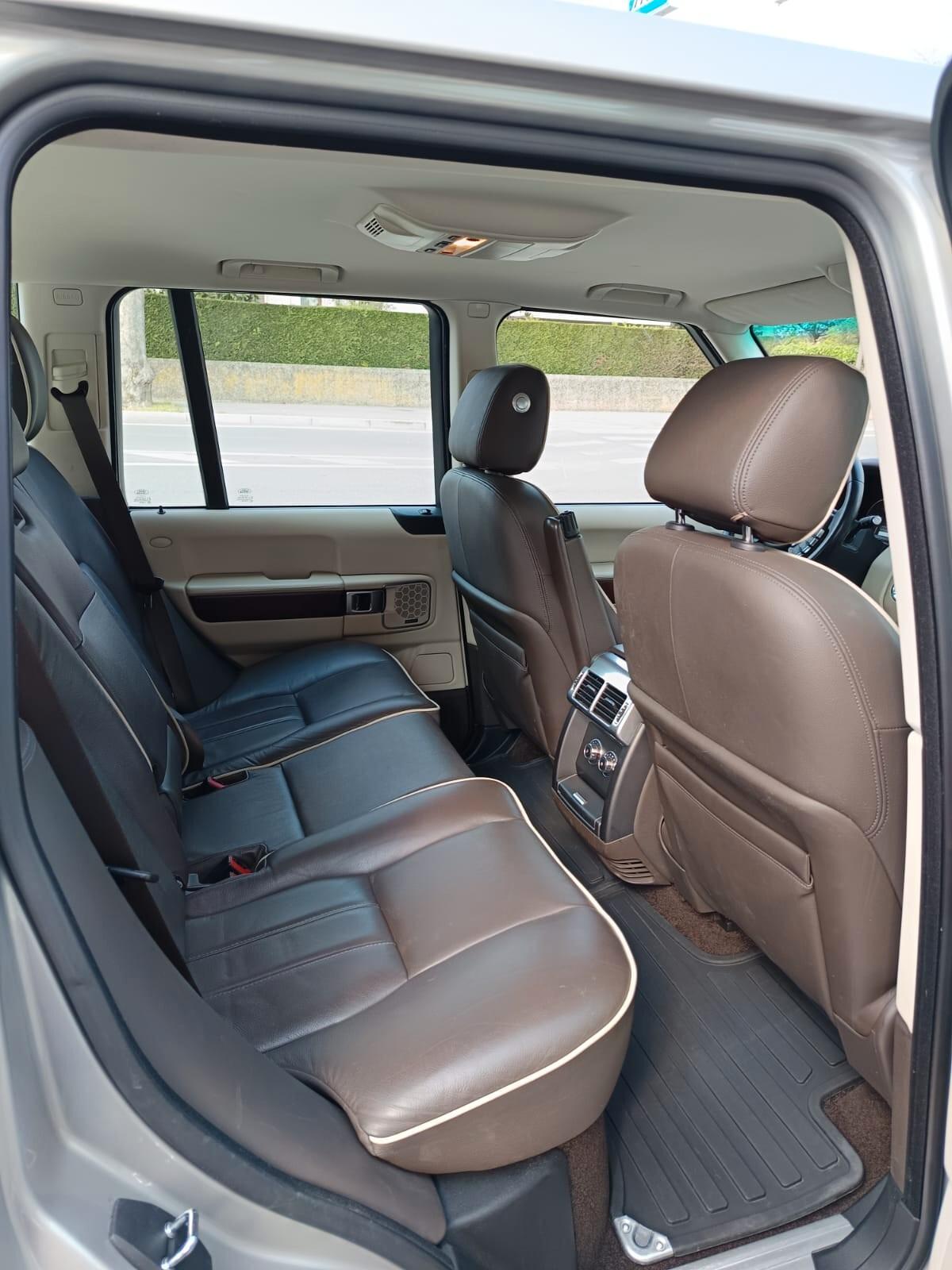 Land Rover Range Rover 4.4 TDV8 Vogue
