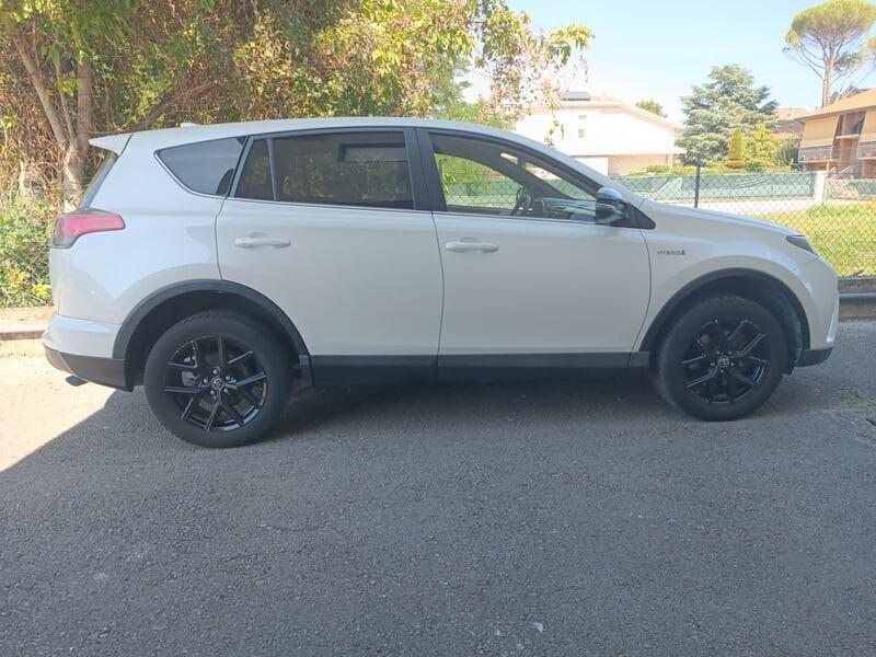 Toyota RAV4 Rav4 2.5 vvt-i h Lounge 2wd e-cvt my17