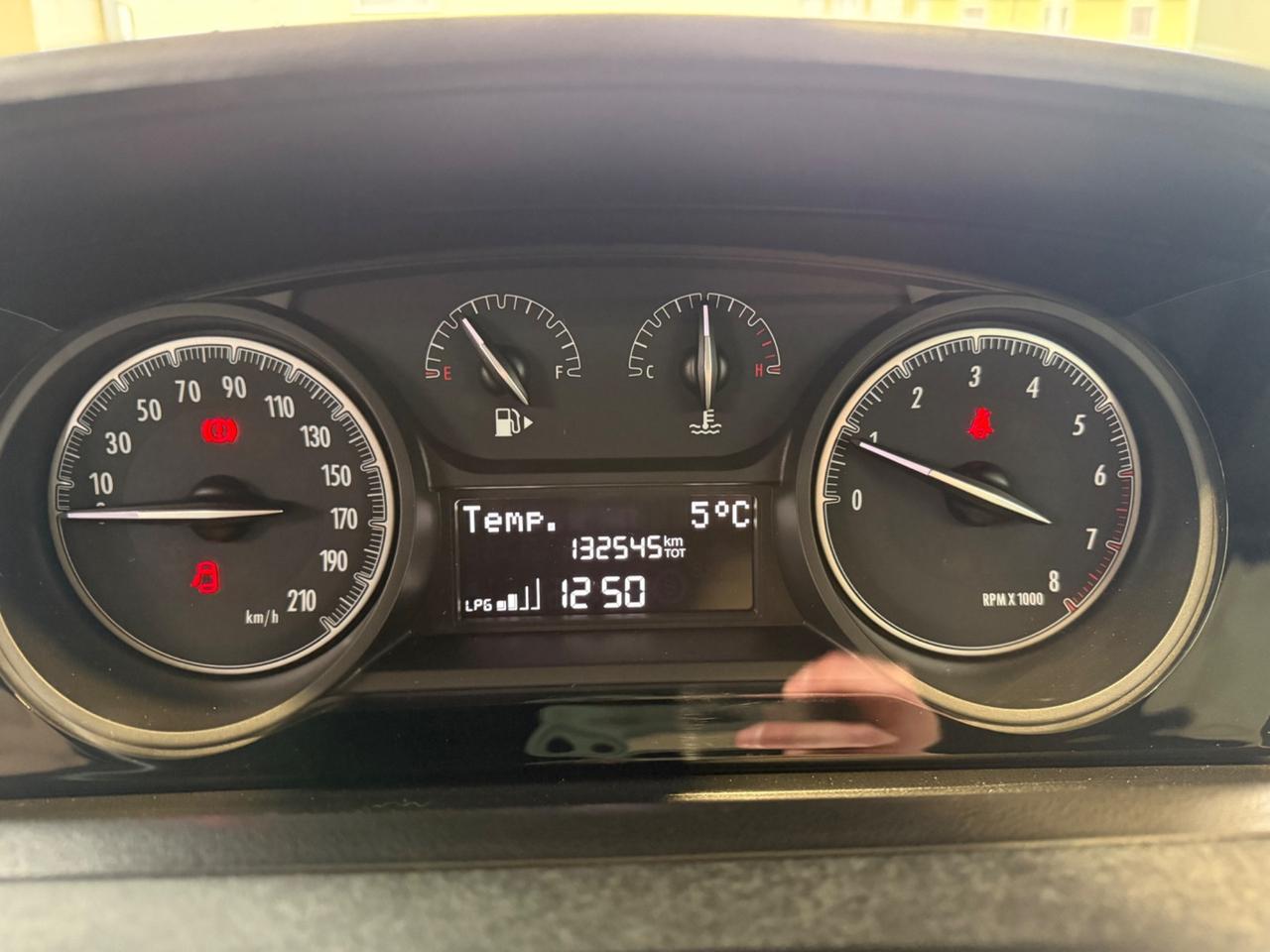 Lancia Ypsilon 1.2 69 CV 5 porte GPL Ecochic Black and Noir