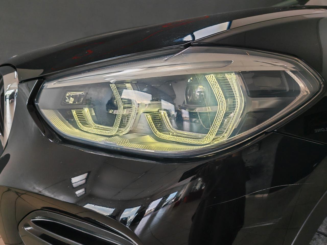 Bmw X4 xDrive20d