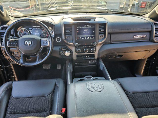 DODGE RAM 1500 5.7 V8 Quad Cab Sport CLEAN TITLE N1