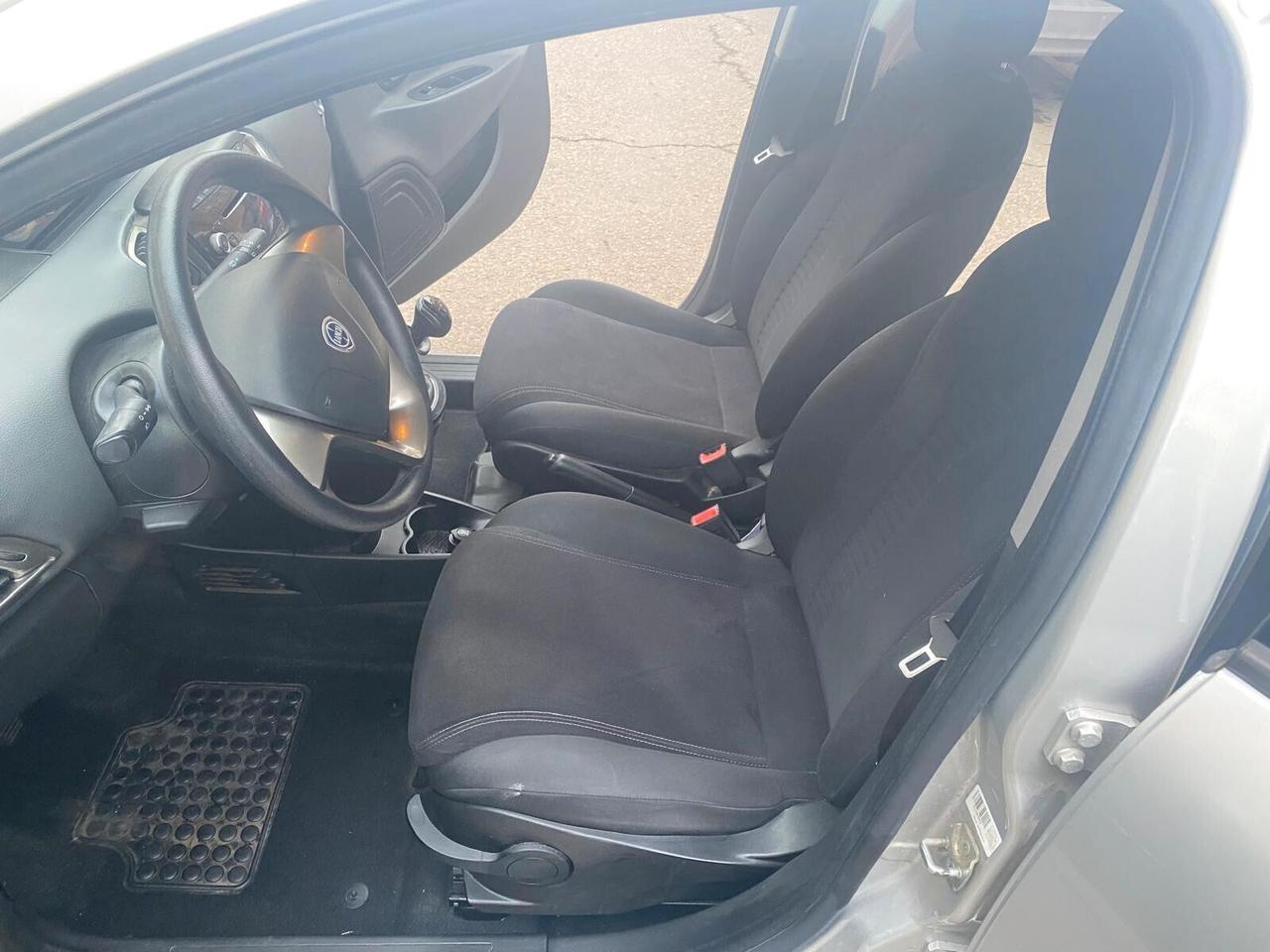 Lancia Ypsilon 69cv GPL Platinum - 1 PROPRIETARIO - GARANZIA 12 MESI