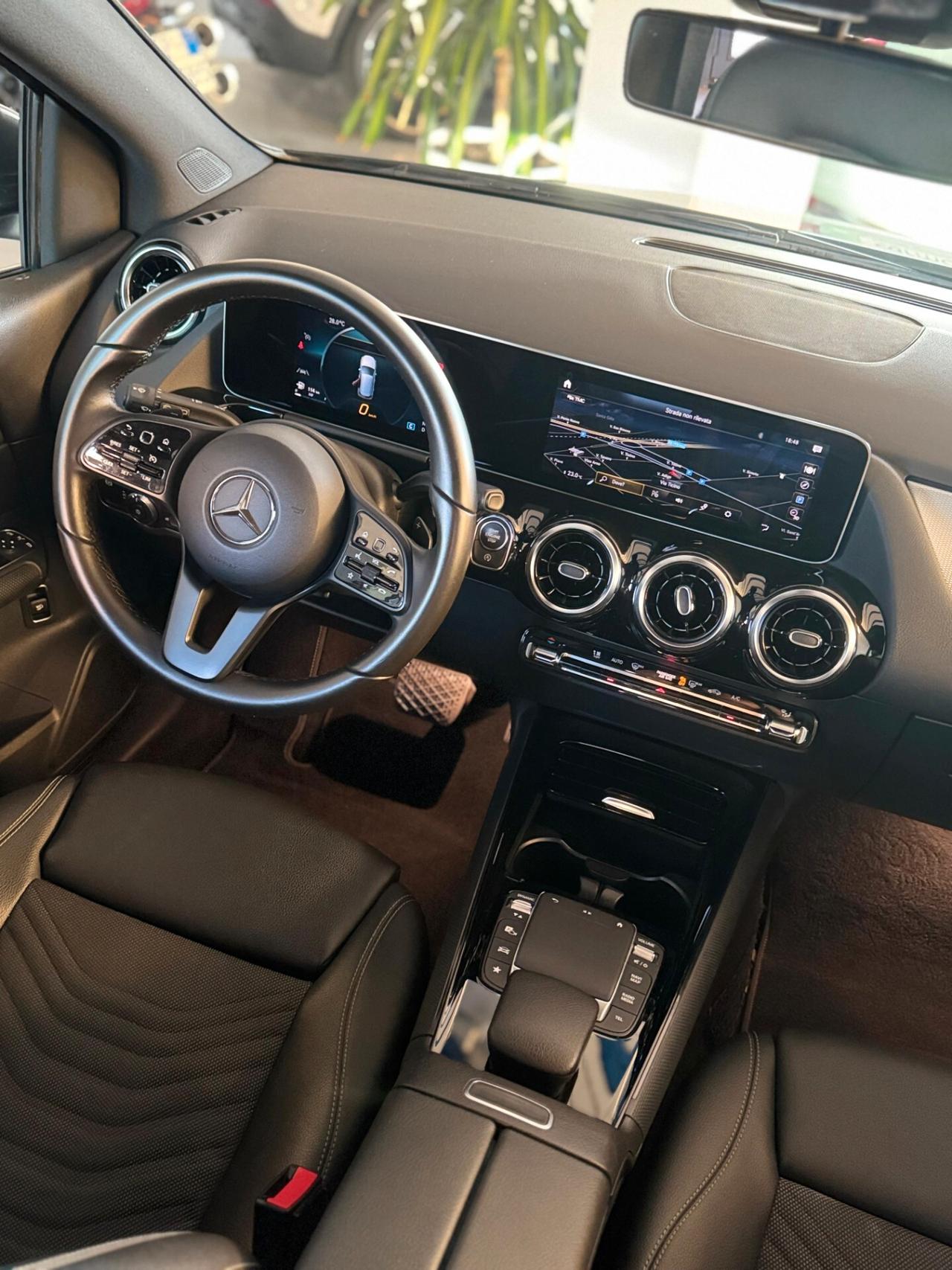 Mercedes-benz A 180 A 180 d Automatic Sport