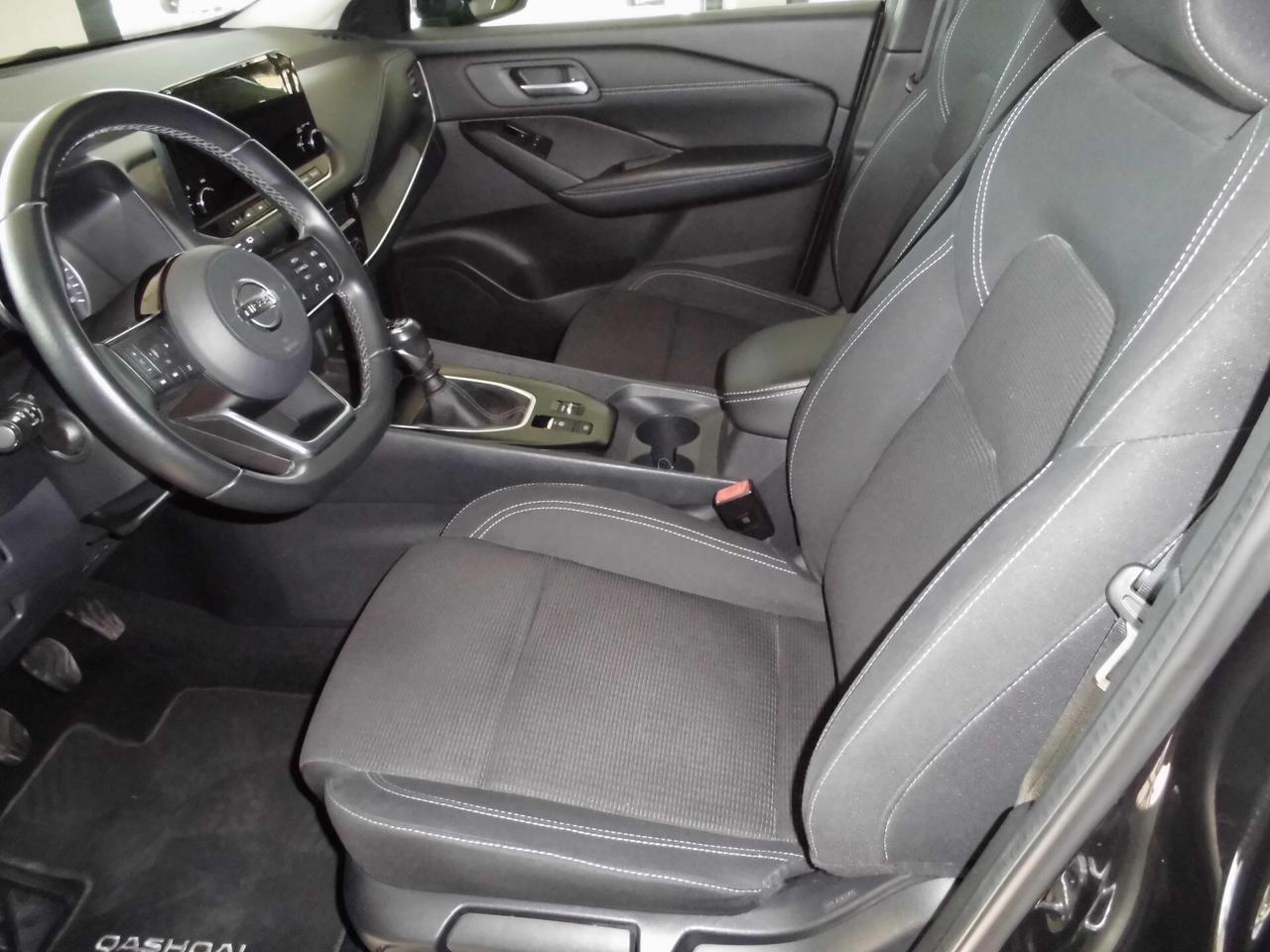 Nissan Qashqai MHEV 140 CV Business