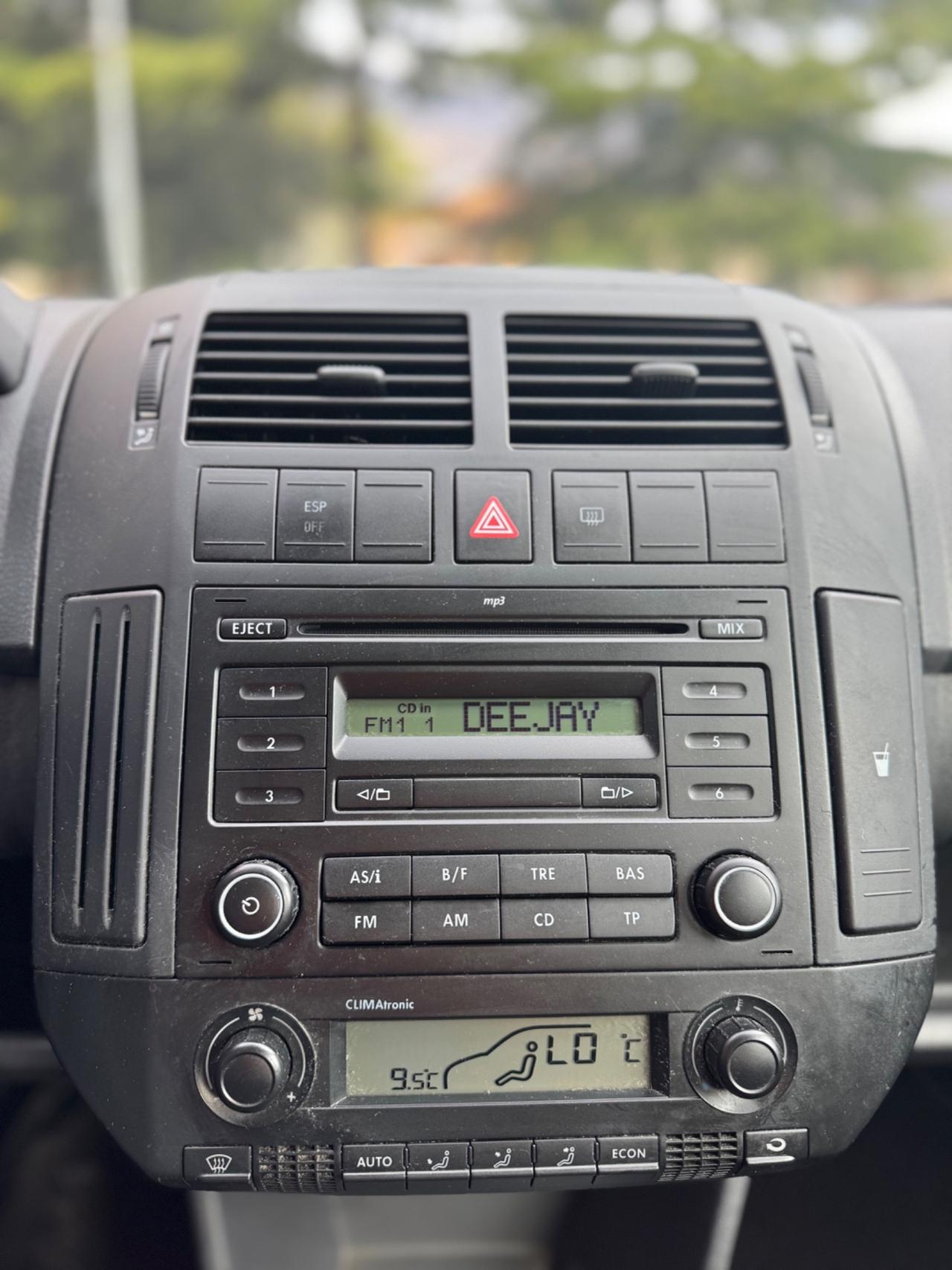 Volkswagen Polo 1.4/80CV TDI 5p. Sportline