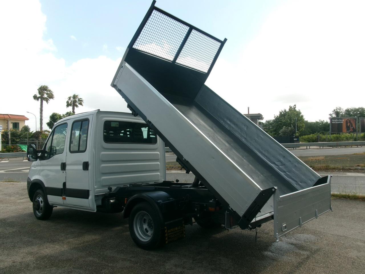 Iveco Daily 35C15 3000 150CV 200000 KM DOPPIA CABINA 7P RIBALTABILE TRILATERALE