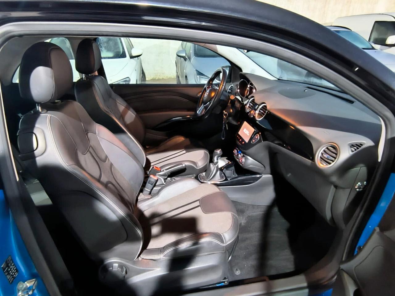 Opel Adam 1.2 70 CV Slam 2015