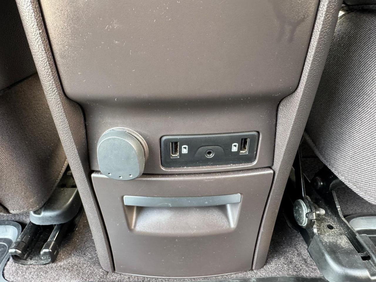 Renault Espace dCi 160CV EDC Energy Initiale Paris 4Control