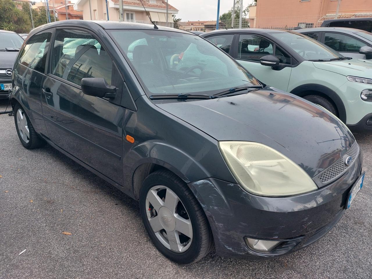 Ford Fiesta 1.2 16V 3p. Ghia GPL