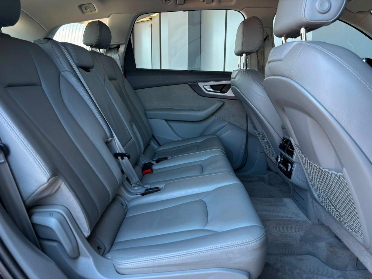 Audi Q7 3.0 tdi Business Plus quattro tiptronic