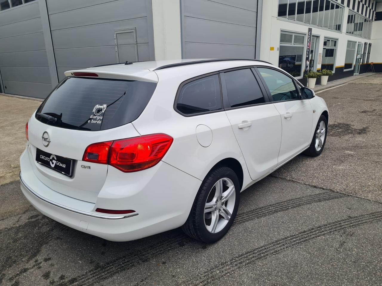 Opel Astra 1.7 CDTI 110CV Sports Tourer Cosmo