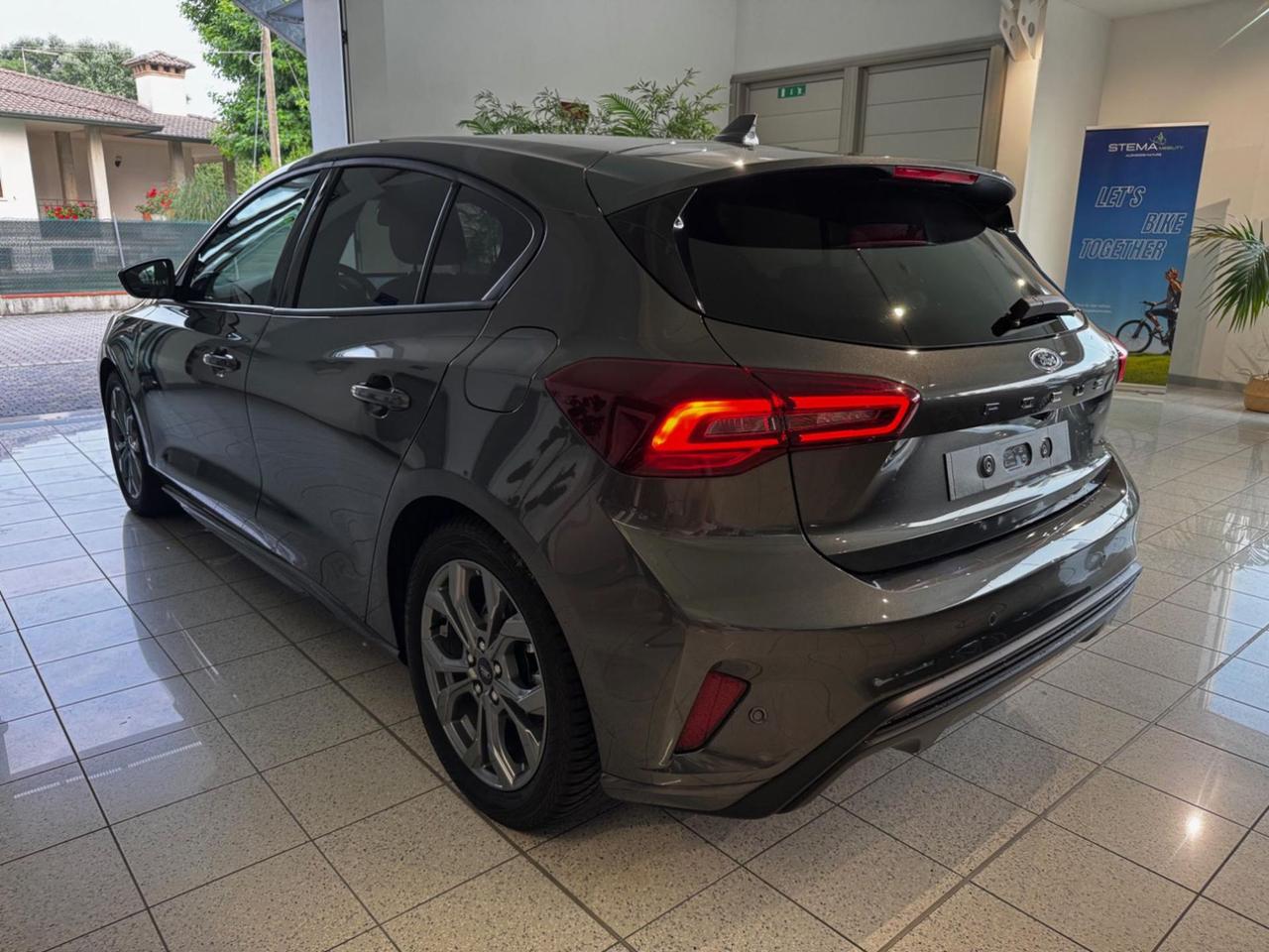 FORD Focus V 2022 1.5 EcoBlue 115 CV AUTO 5p. ST-Line - ANCHE NERA!