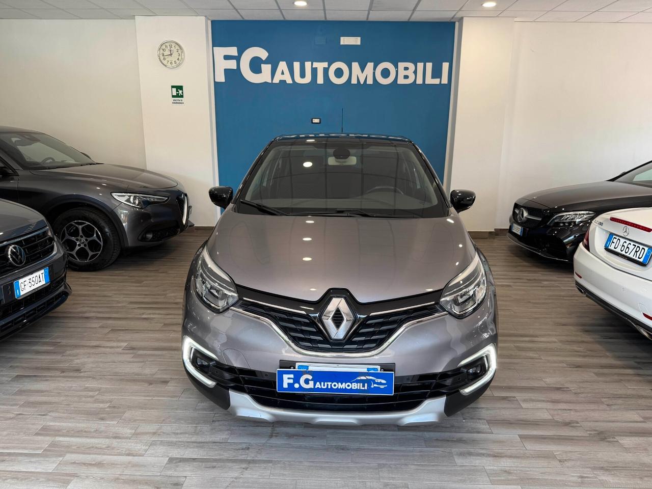 Renault Captur dCi 8V 110 CV Start&Stop Energy Initiale Paris